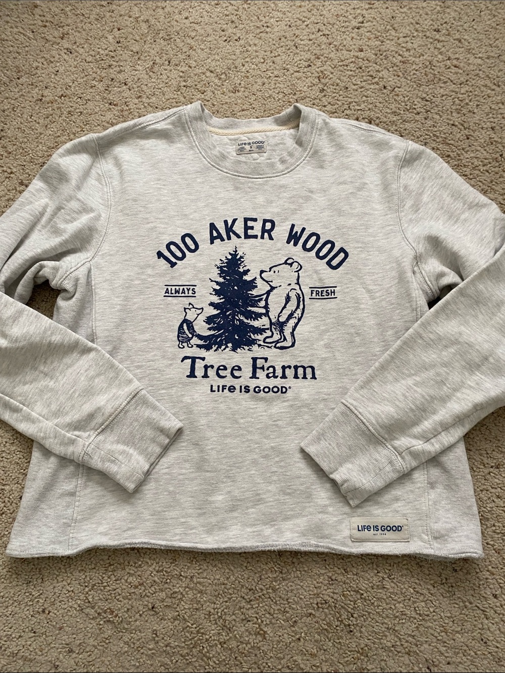 Life is Good 100 Aker Wood Tree Farm Sweatshirt. Cropped. Size S.